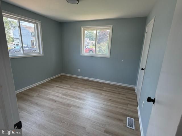 307 OBERLE AVE, Essex, MD 21221