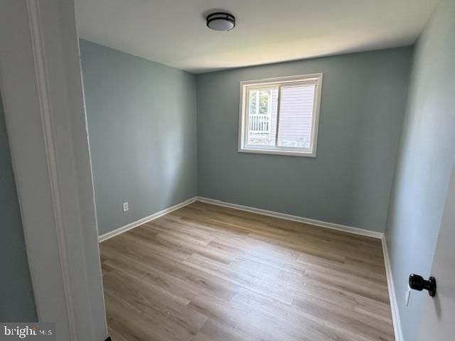307 OBERLE AVE, Essex, MD 21221