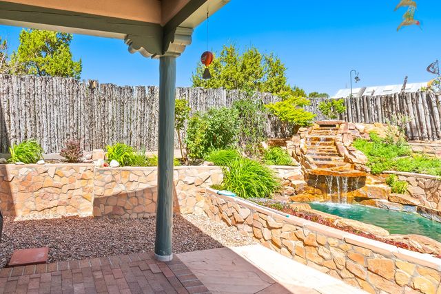 117 B Paseo Nopal, Santa Fe, NM 87507