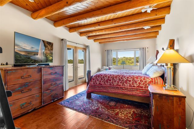 117 B Paseo Nopal, Santa Fe, NM 87507