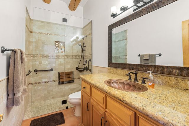 117 B Paseo Nopal, Santa Fe, NM 87507