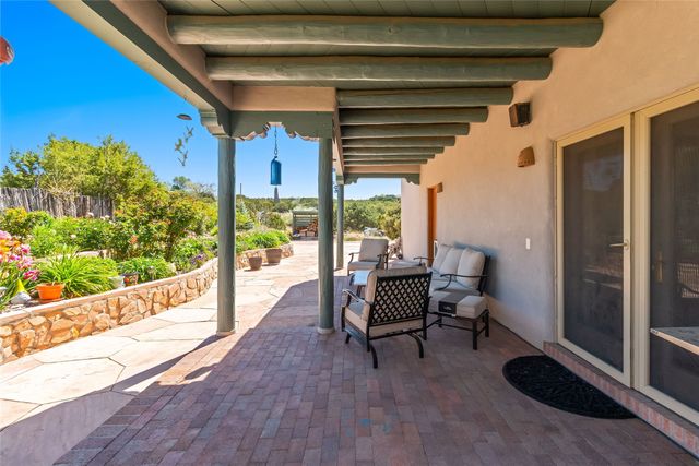 117 B Paseo Nopal, Santa Fe, NM 87507