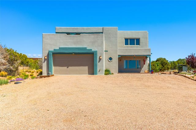 117 B Paseo Nopal, Santa Fe, NM 87507