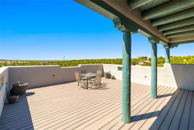 117 B Paseo Nopal, Santa Fe, NM 87507