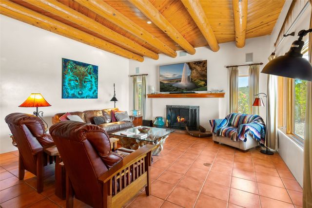 117 B Paseo Nopal, Santa Fe, NM 87507