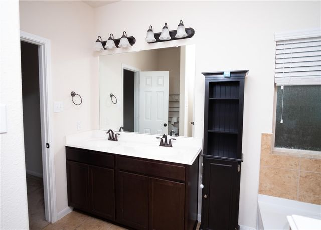 11334 Creekway Bend Drive, Humble, TX 77396