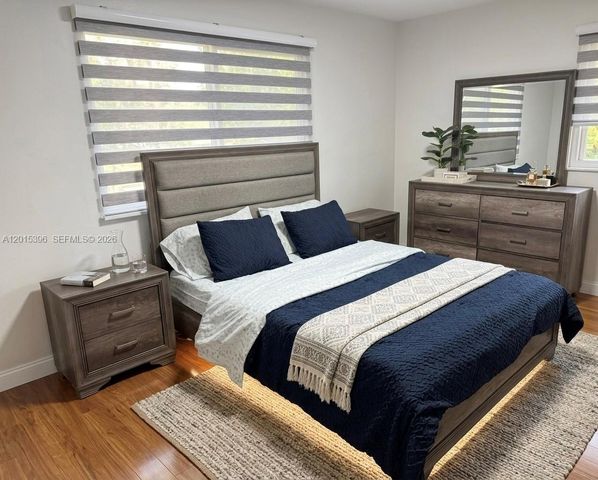 7860 NW 10th St, Pembroke Pines, FL 33024