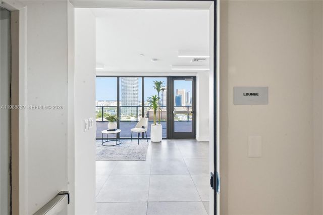 239 SW 9th Street 2401, Miami, FL 33130