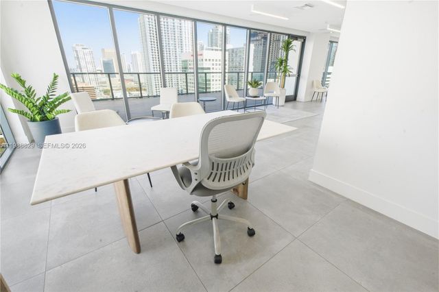 239 SW 9th Street 2401, Miami, FL 33130