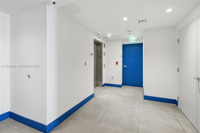 239 SW 9th Street 2401, Miami, FL 33130