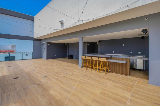 239 SW 9th Street 2401, Miami, FL 33130