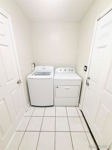 522 Saddlewood Drive, Pike Road, AL 36064