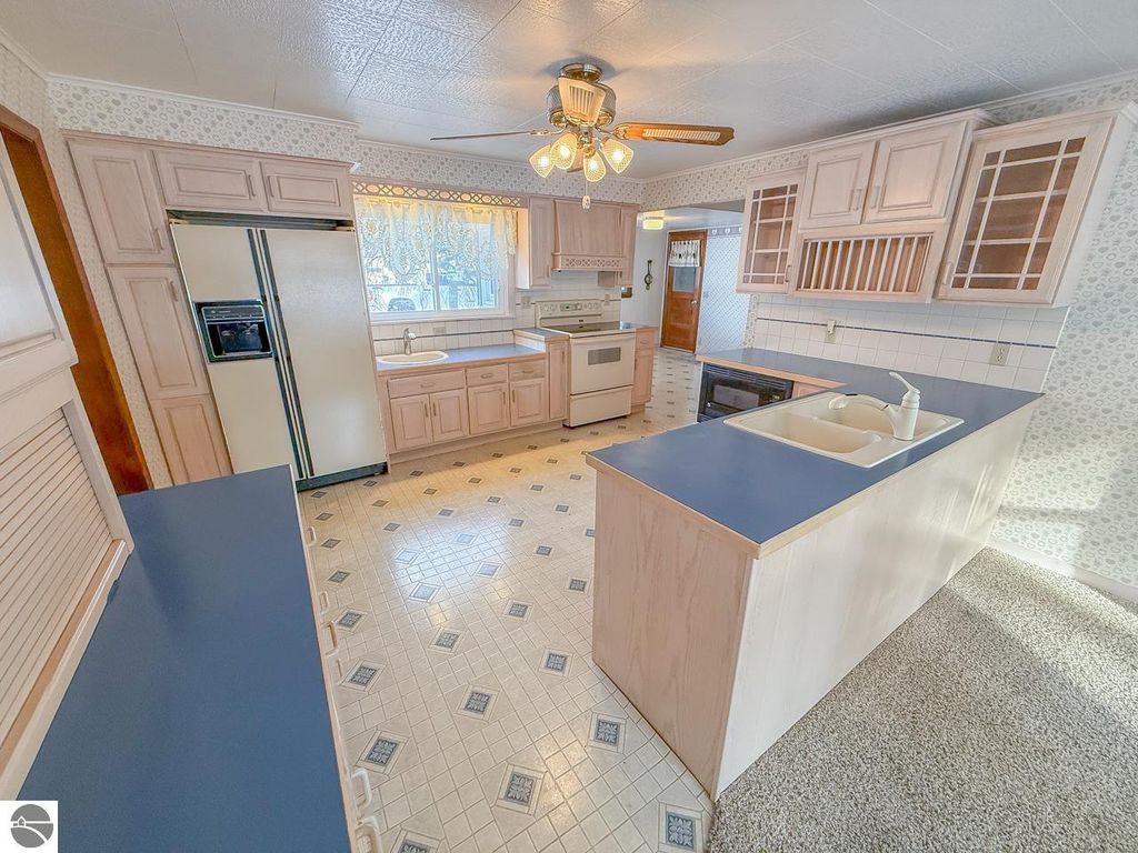 Image 11 of property listing at 210 Barbour, Coleman, MI 48618