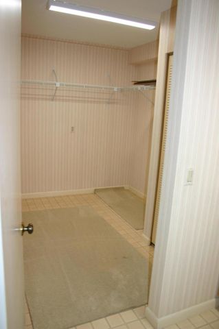 901 Seafarer Circle 201, Jupiter, FL 33477