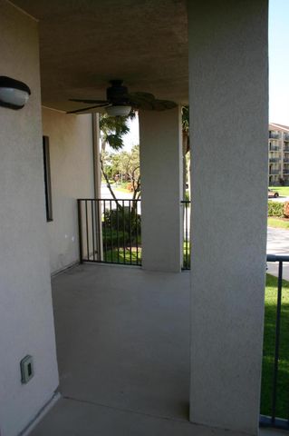 901 Seafarer Circle 201, Jupiter, FL 33477