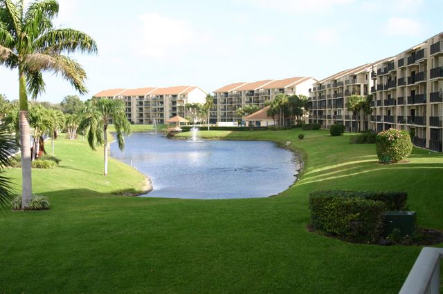 901 Seafarer Circle 201, Jupiter, FL 33477