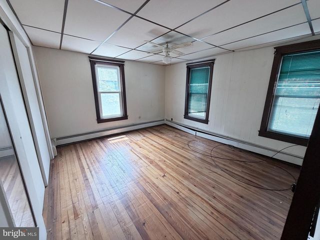 63 N MARKET ST, Fawn Grove, PA 17321