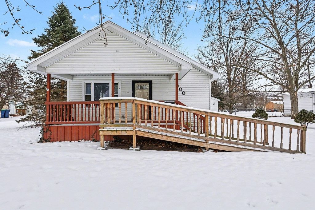 500 38th Street, Bay City, MI 48708