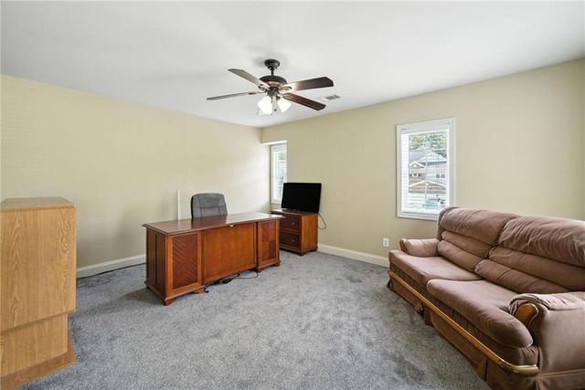 301 Parkmont Way, Dallas, GA 30132