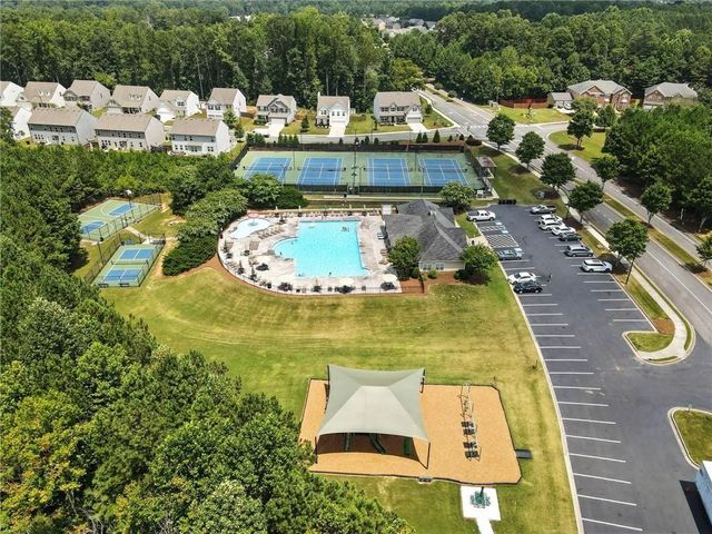 301 Parkmont Way, Dallas, GA 30132