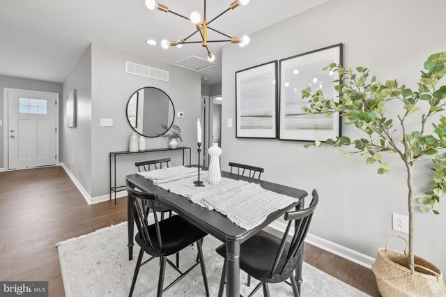 5 MOUNTAIN RD, Linthicum Heights, MD 21090