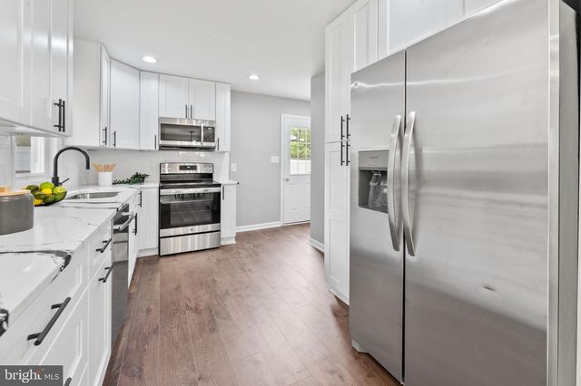 5 MOUNTAIN RD, Linthicum Heights, MD 21090
