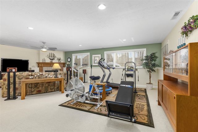 4911 Faringdom Grove Drive, Hudsonville, MI 49426