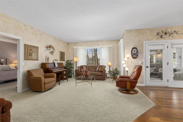 4911 Faringdom Grove Drive, Hudsonville, MI 49426