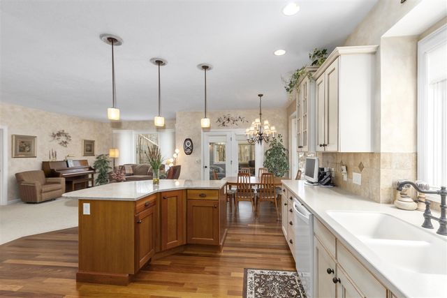 4911 Faringdom Grove Drive, Hudsonville, MI 49426