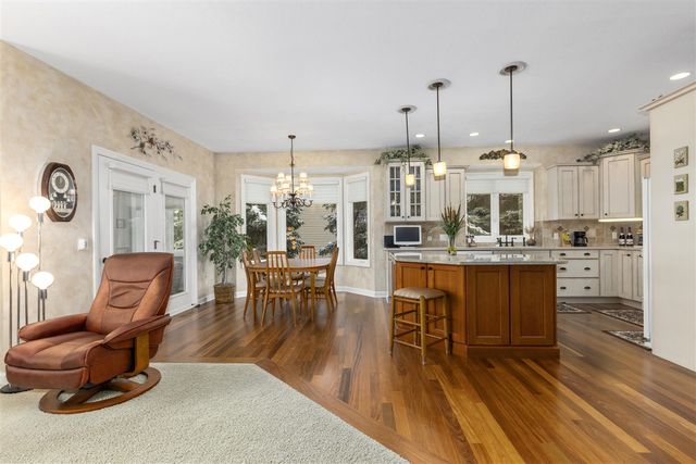 4911 Faringdom Grove Drive, Hudsonville, MI 49426