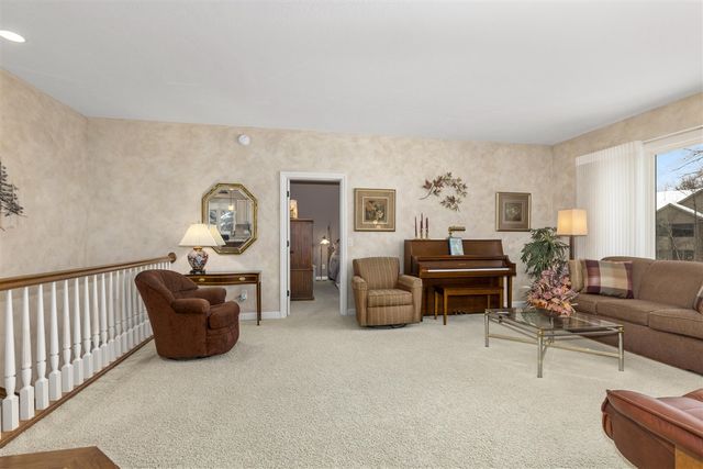 4911 Faringdom Grove Drive, Hudsonville, MI 49426