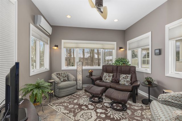 4911 Faringdom Grove Drive, Hudsonville, MI 49426