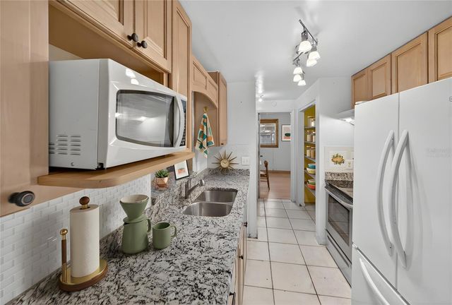 518 LAVON DRIVE, Altamonte Springs, FL 32701