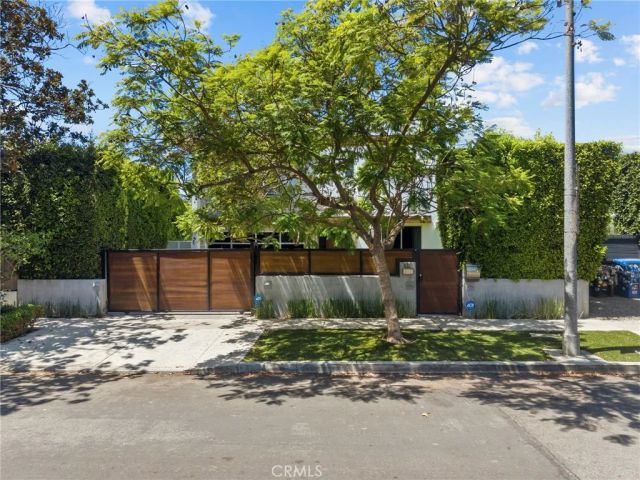 633 N Laurel Avenue, Los Angeles, CA 90048