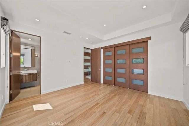 633 N Laurel Avenue, Los Angeles, CA 90048