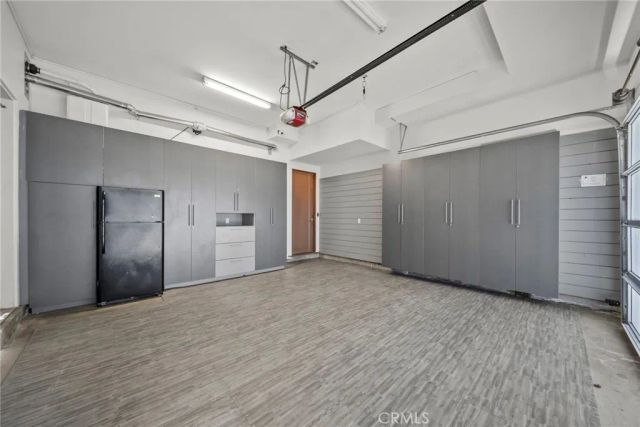 633 N Laurel Avenue, Los Angeles, CA 90048