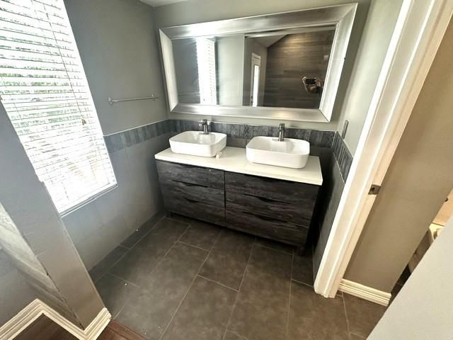 11710 Southlake Drive 45, Houston, TX 77077