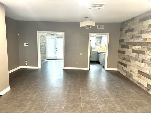 11710 Southlake Drive 45, Houston, TX 77077