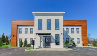1133 New Loudon Road 201, Colonie, NY 12047