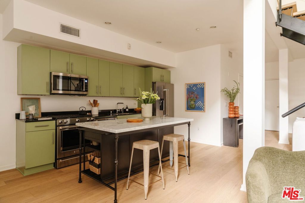 4111 W Sunset Boulevard 111, Los Angeles, CA 90029 — photo 4