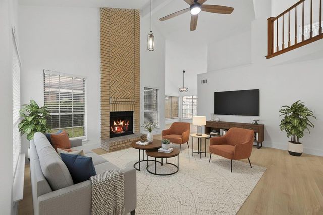 12447 Versailles Drive, Houston, TX 77015