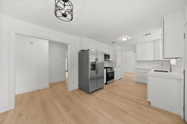 12447 Versailles Drive, Houston, TX 77015