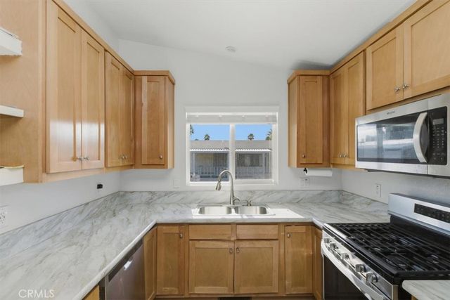17640 Corkhill Road 36, Desert Hot Springs, CA 92241