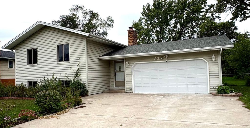 5316 Brookdale Drive N, Brooklyn Park, MN 55443 — exterior