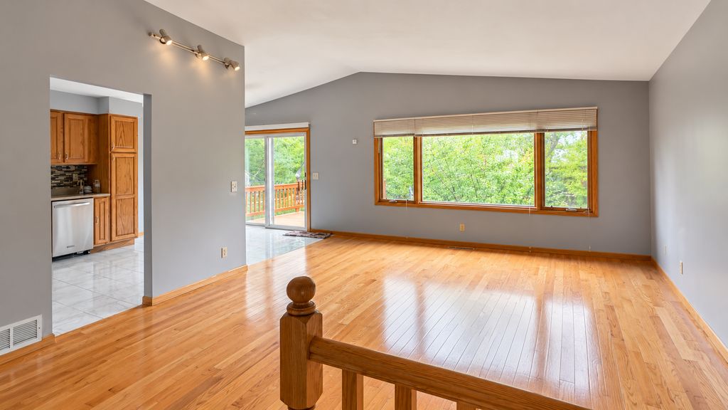 5316 Brookdale Drive N, Brooklyn Park, MN 55443 — photo 3