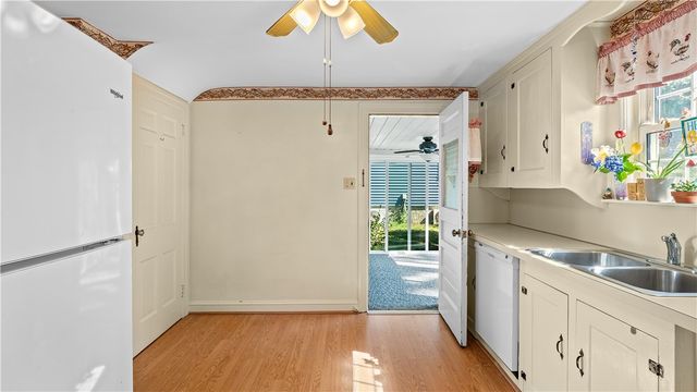33 Linden Avenue, East Providence, RI 02916