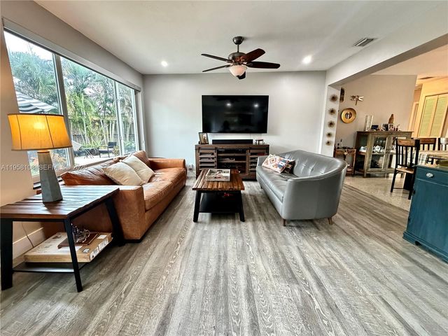 3817 SW 33rd Ct 3817, West Park, FL 33023