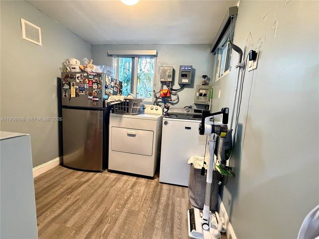 3817 SW 33rd Ct 3817, West Park, FL 33023