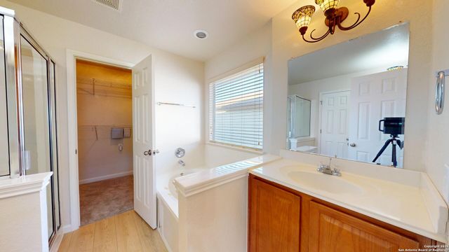 5830 Bronco, San Antonio, TX 78239