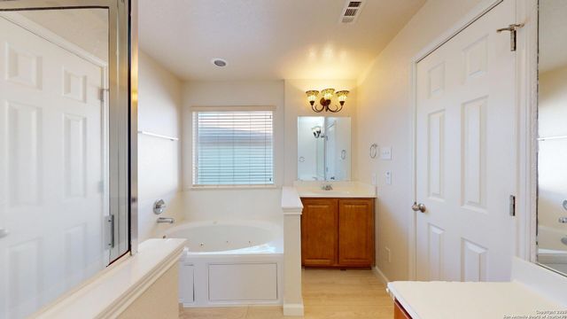 5830 Bronco, San Antonio, TX 78239